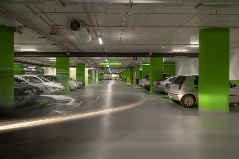 Országház Látogatóközpont és mélygarázs: A mélygarázs